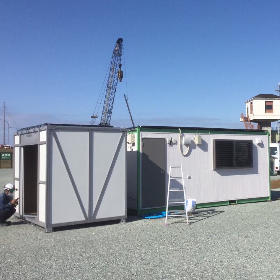 �\�[���[�V�X�e���n�E�X ���났�b���p�V�[��